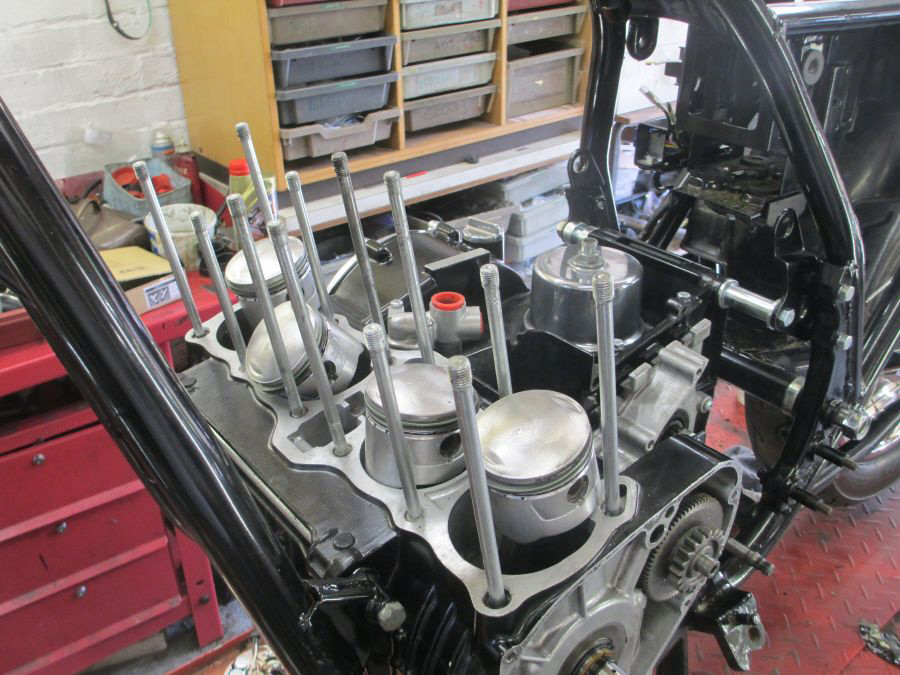 1972/3 Kawasaki Z1 engine
